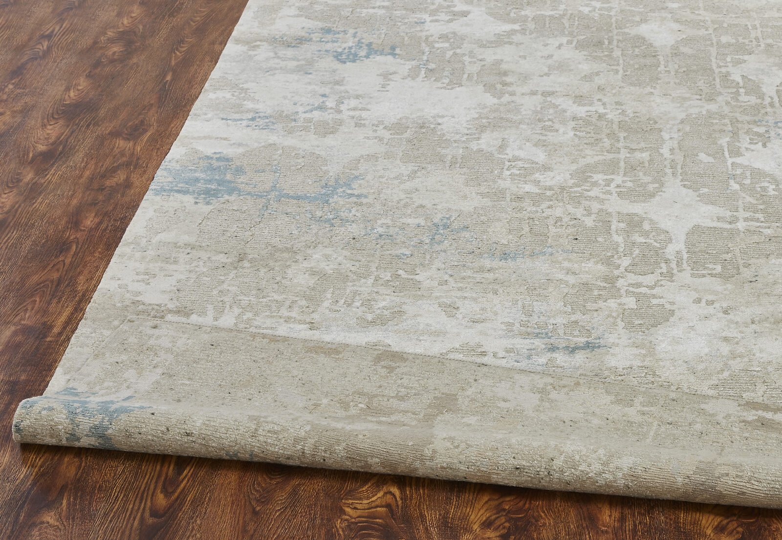 Elara Grey - Soft Blue