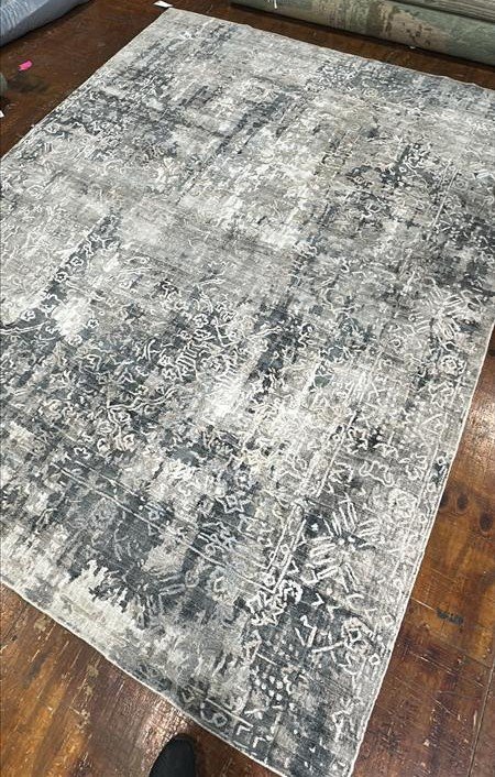 IND HANDL FL-76 - 7.11' x 9.11'