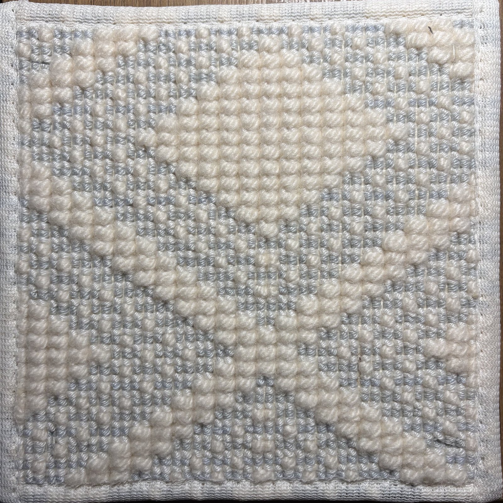 Diamonds White Blue - 13.2 x 17.9
