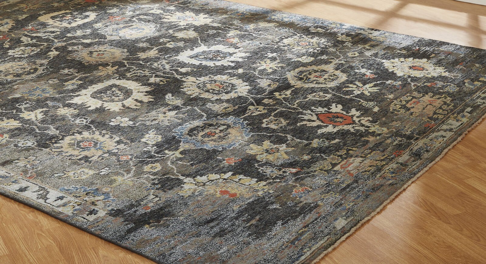 Capri Vintage Charcoal